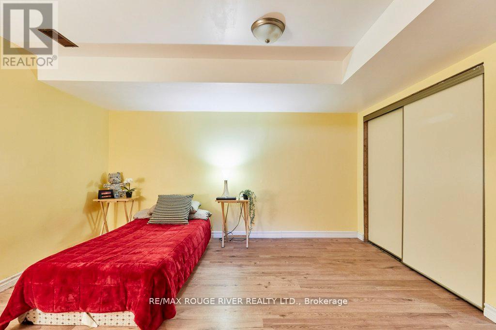 34 CEDAR COURT - 23
