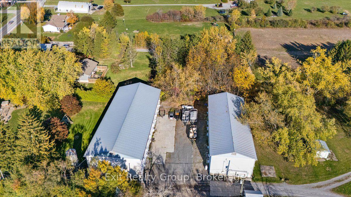 2421 COUNTY RD 3 - 11