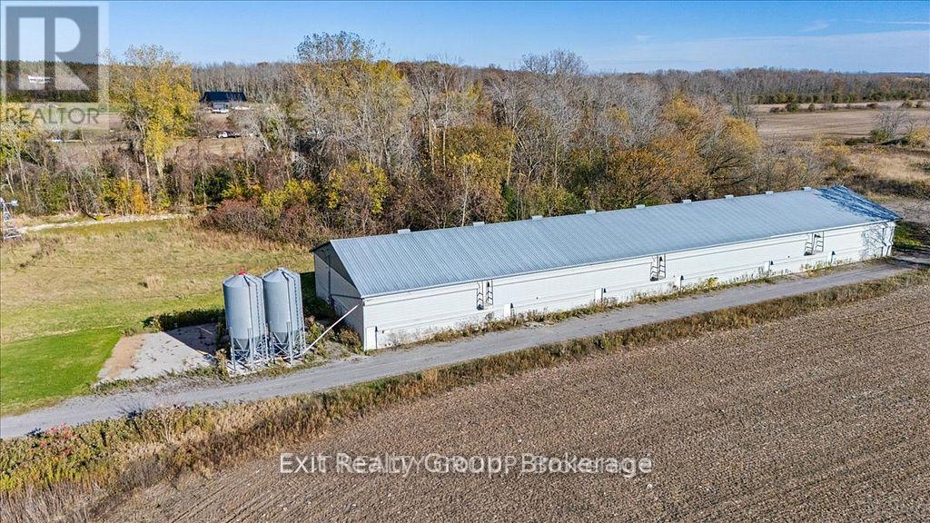 2421 COUNTY RD 3 - 32