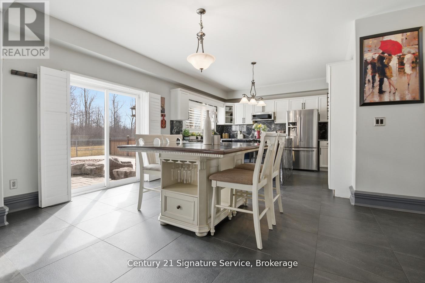 654 BRIAN STREET - 12