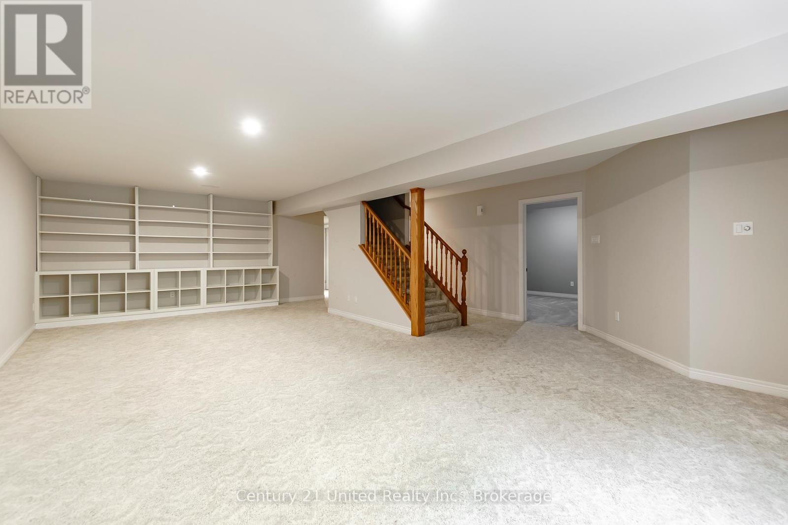 #12 1850 CHERRYHILL ROAD - 33