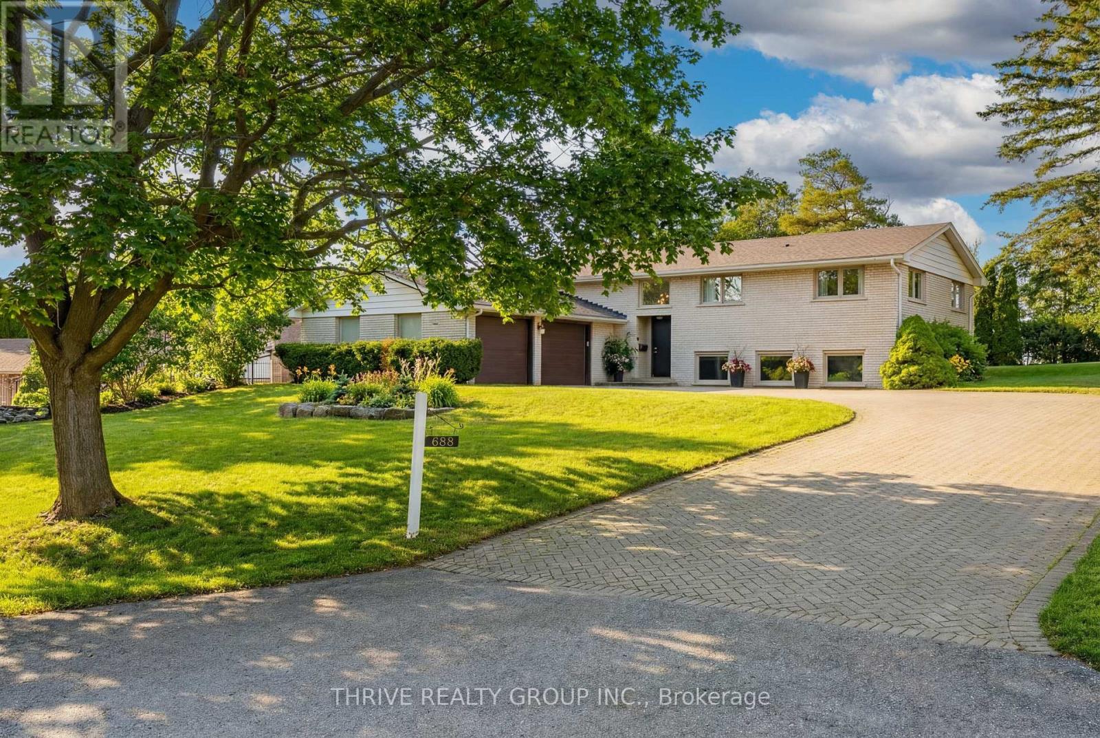 688 WESTMOUNT HILL DRIVE - 1
