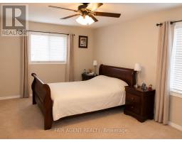 28 Elderberry Avenue, Grimsby, ON L3M5R5 Photo 14