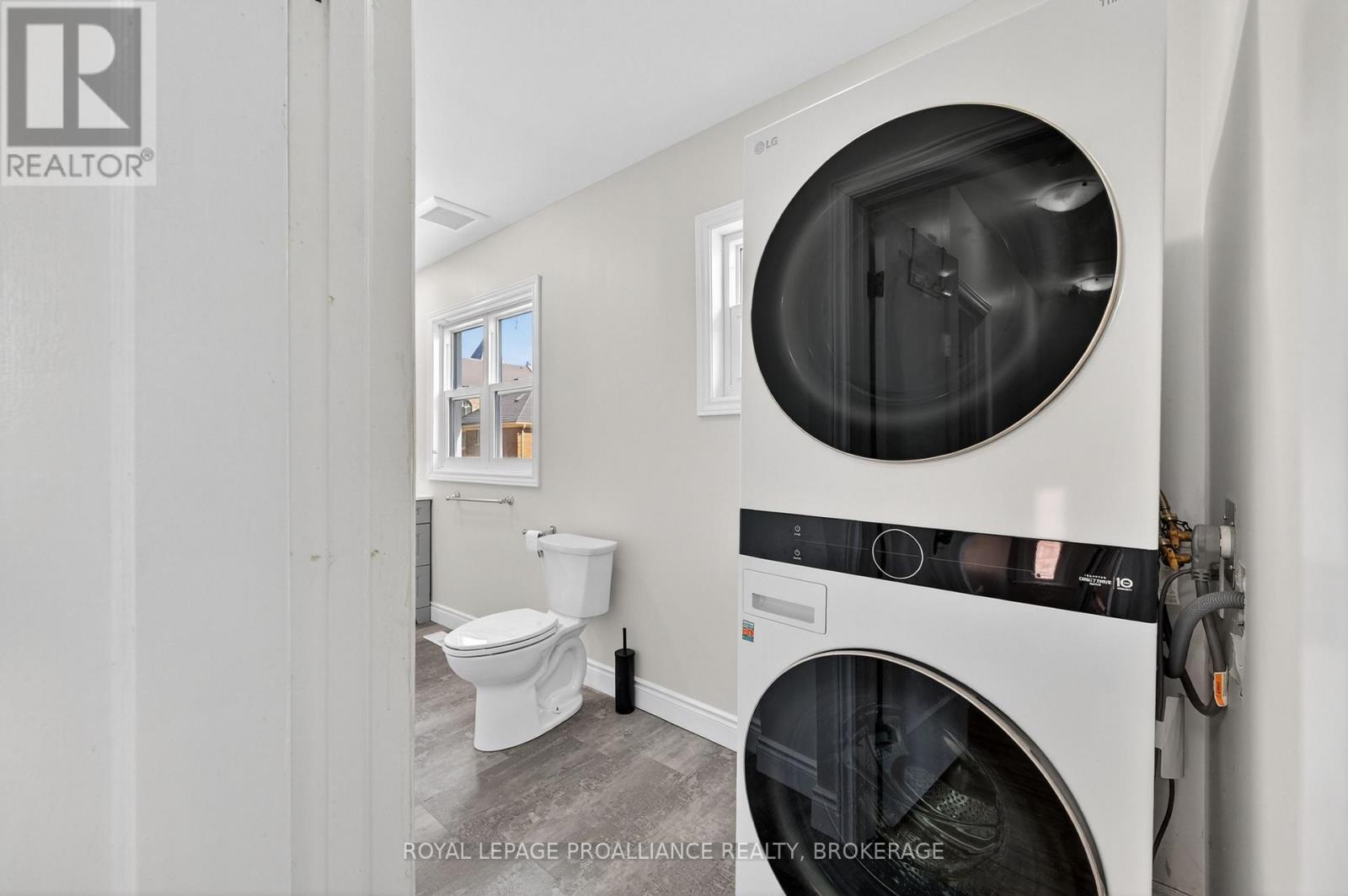 69 JOHN STREET - 17