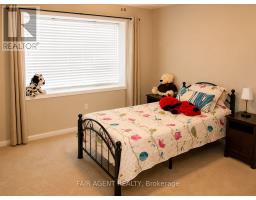 28 Elderberry Avenue, Grimsby, ON L3M5R5 Photo 16