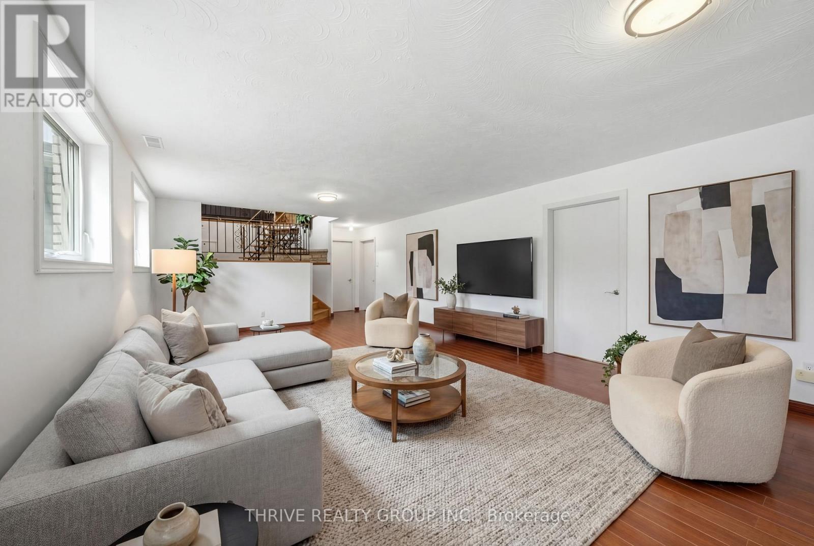 688 WESTMOUNT HILL DRIVE - 25