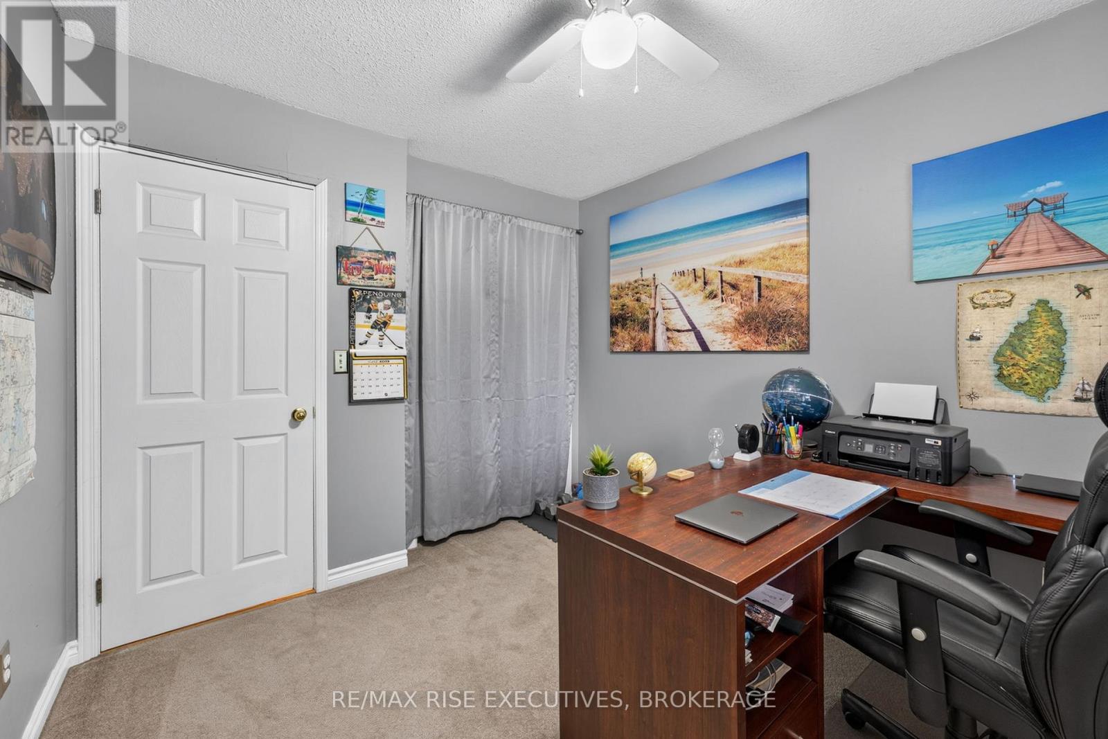1560 VICTORIA STREET - 25