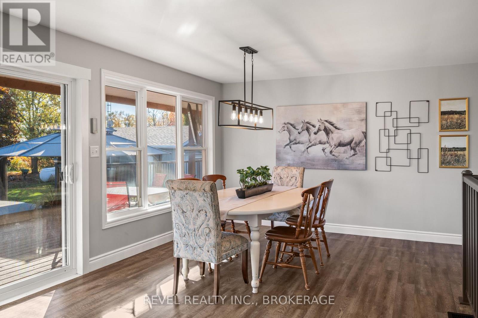 2089 SUNBURY ROAD - 14