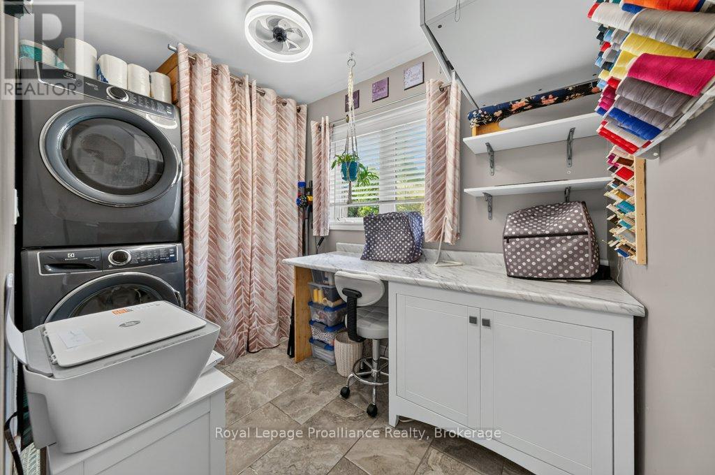 1012 LAKESHORE DRIVE - 24