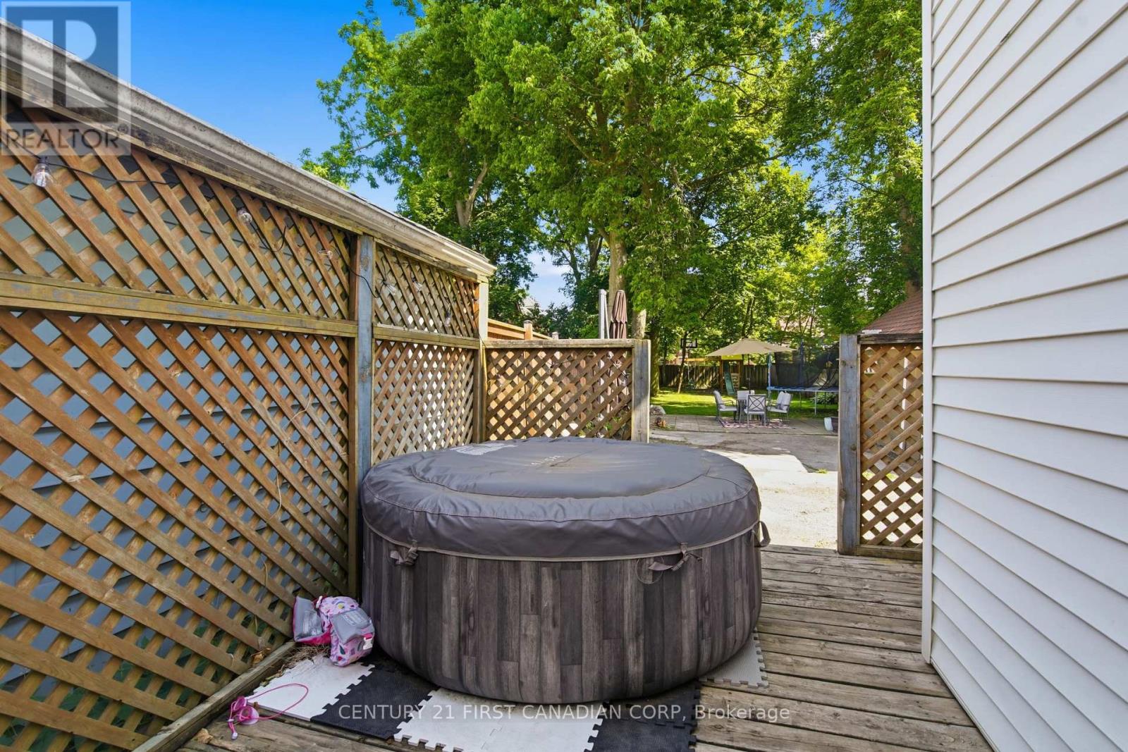 56 EUCLID AVENUE - 36