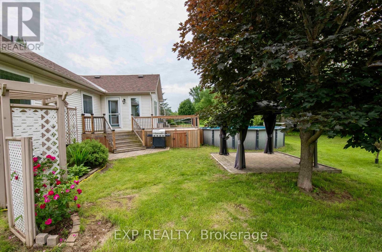 60 PIONEER DRIVE - 35