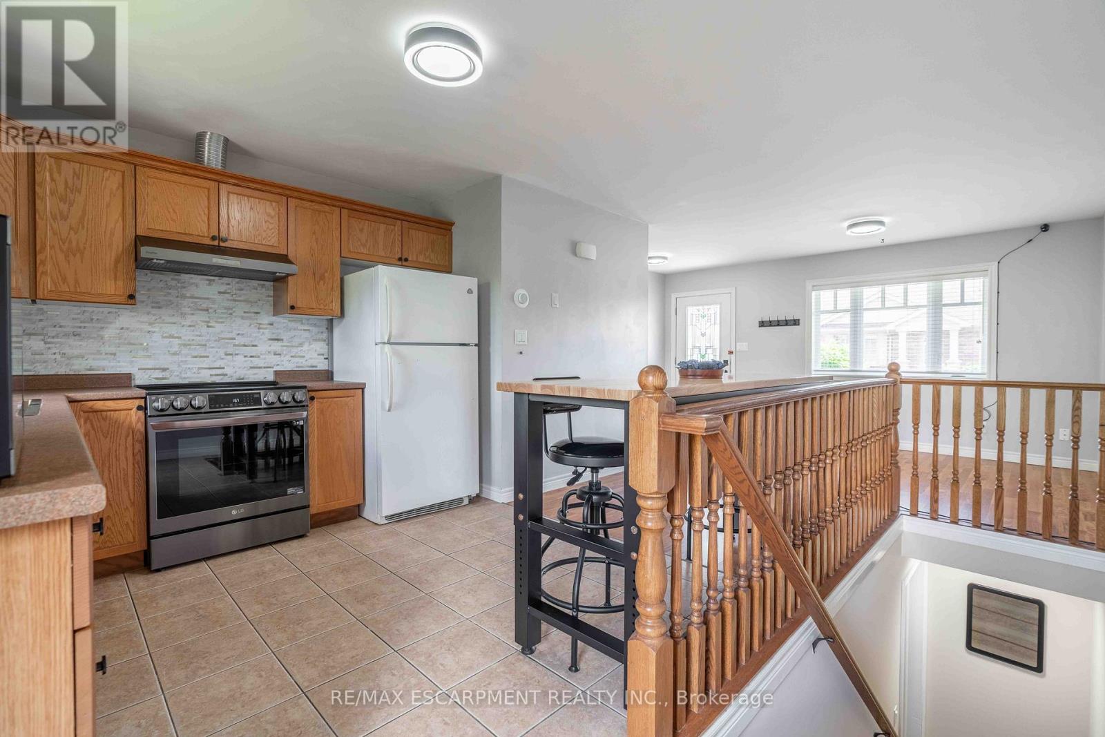 #20 20 TRINITY LANE - 15