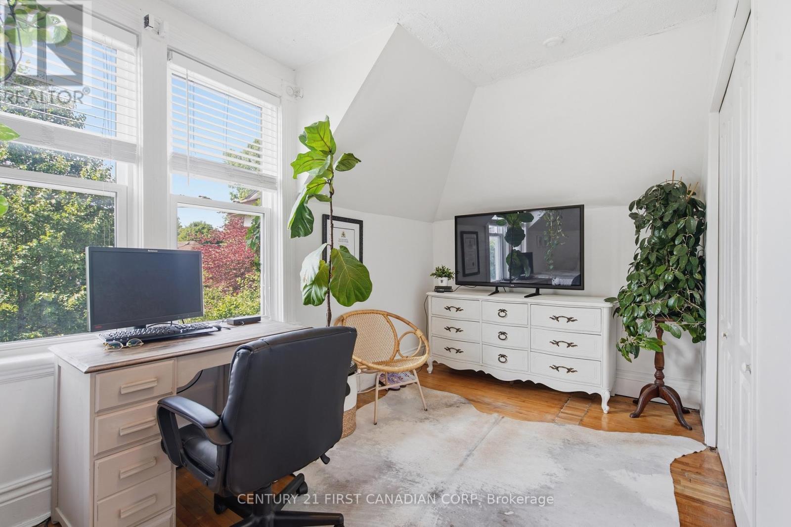 56 EUCLID AVENUE - 22
