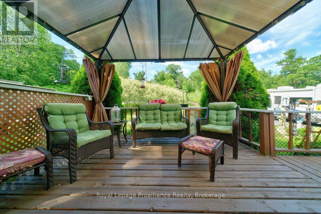 1012 LAKESHORE DRIVE - 7