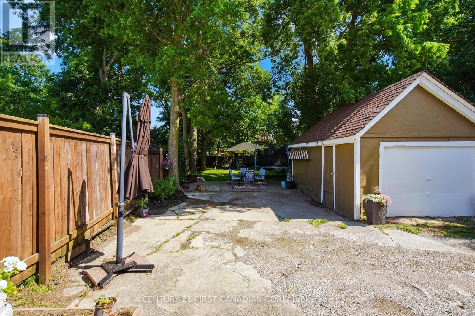 56 EUCLID AVENUE - 38