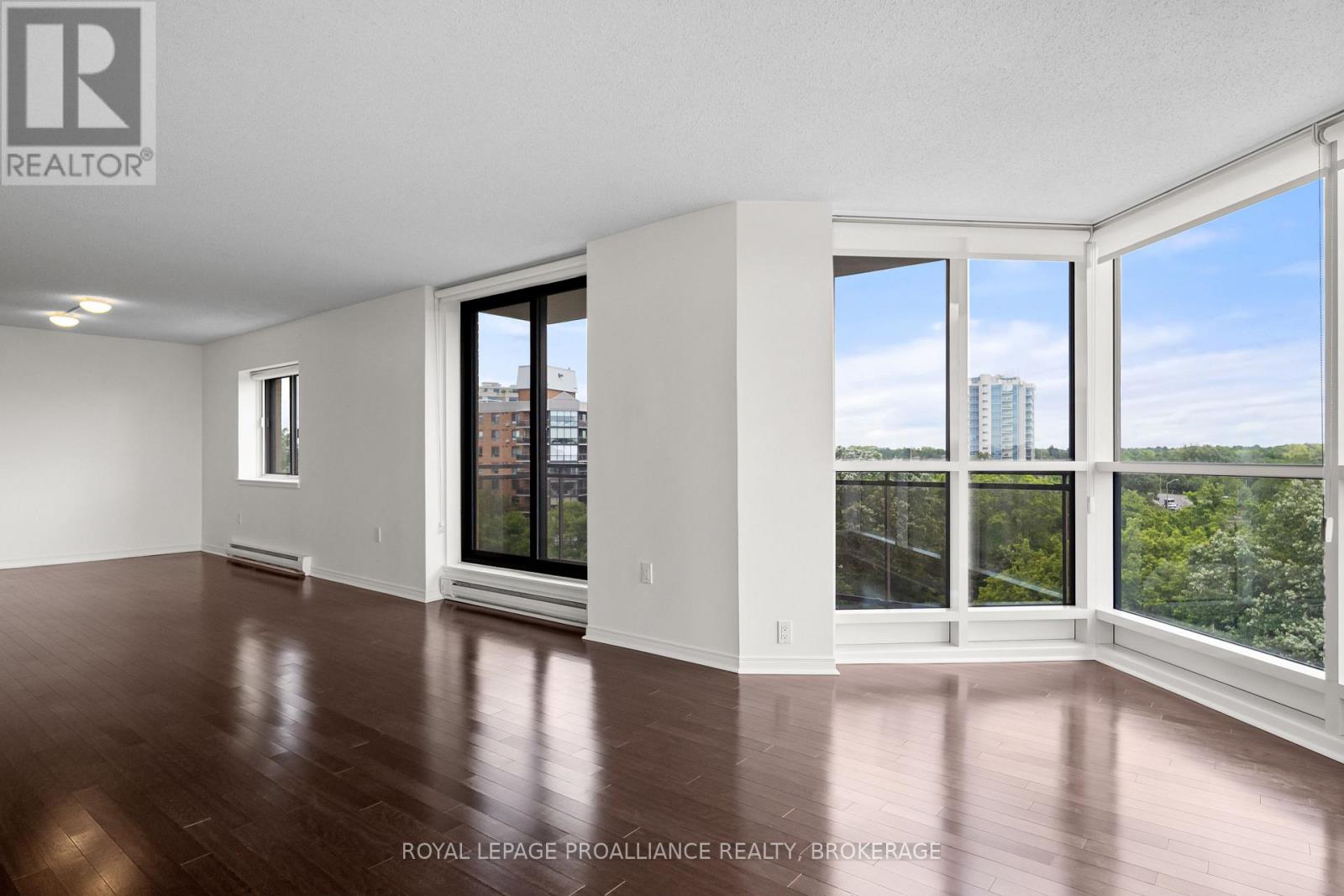 #606 120 BARRETT COURT - 11