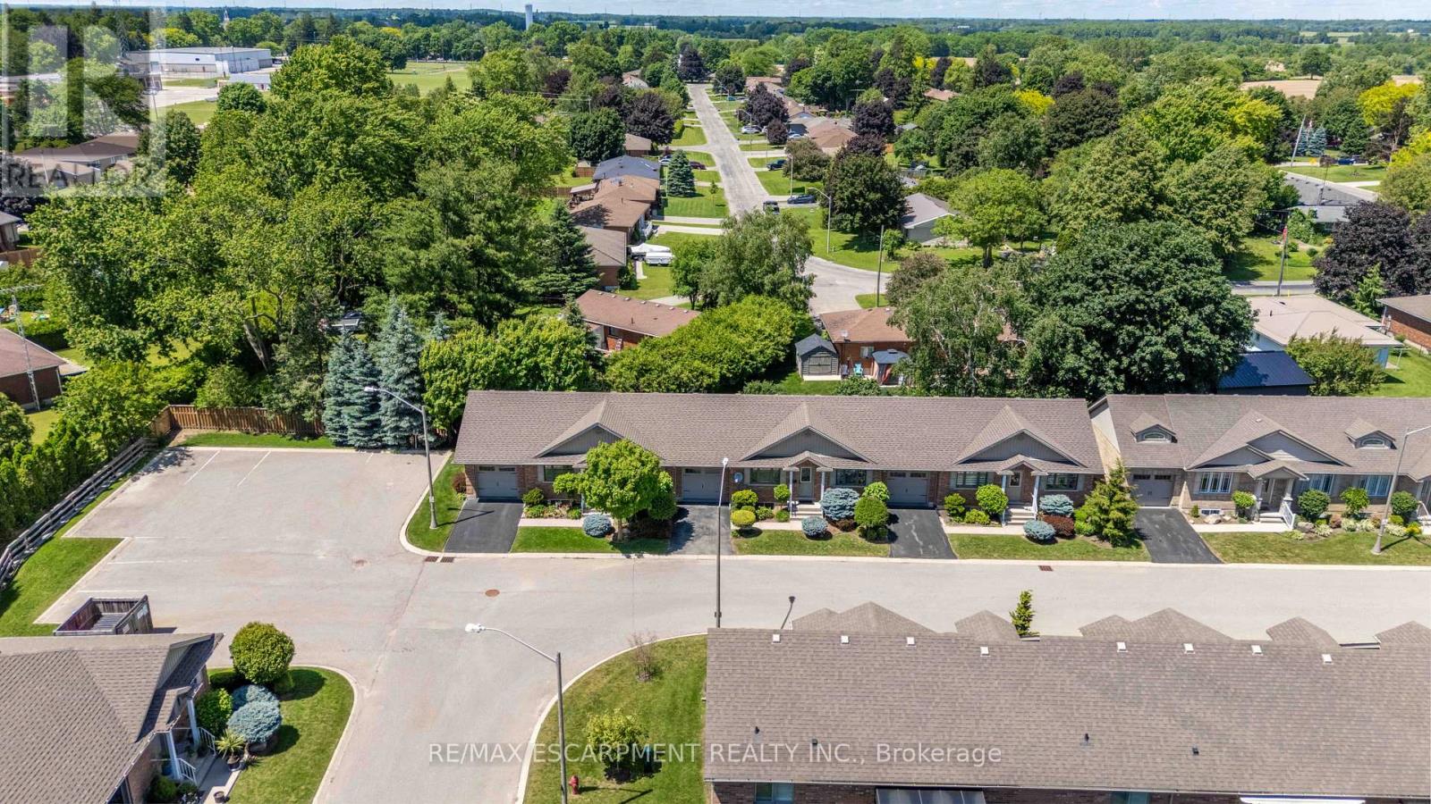 #20 20 TRINITY LANE - 45