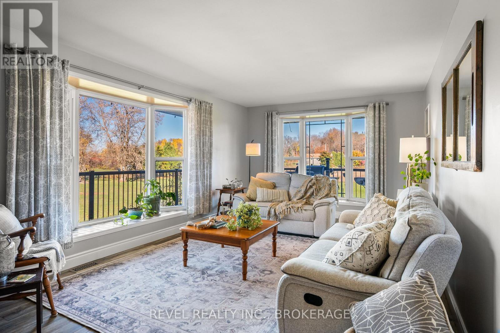 2089 SUNBURY ROAD - 8