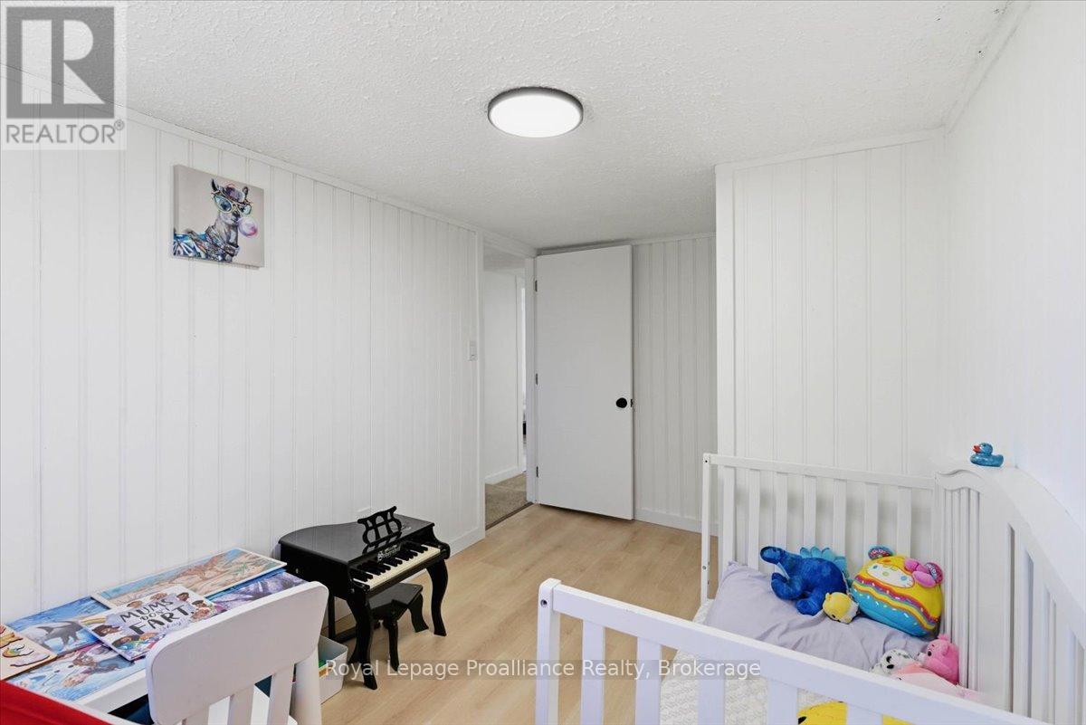 19 BOSWELL STREET - 32