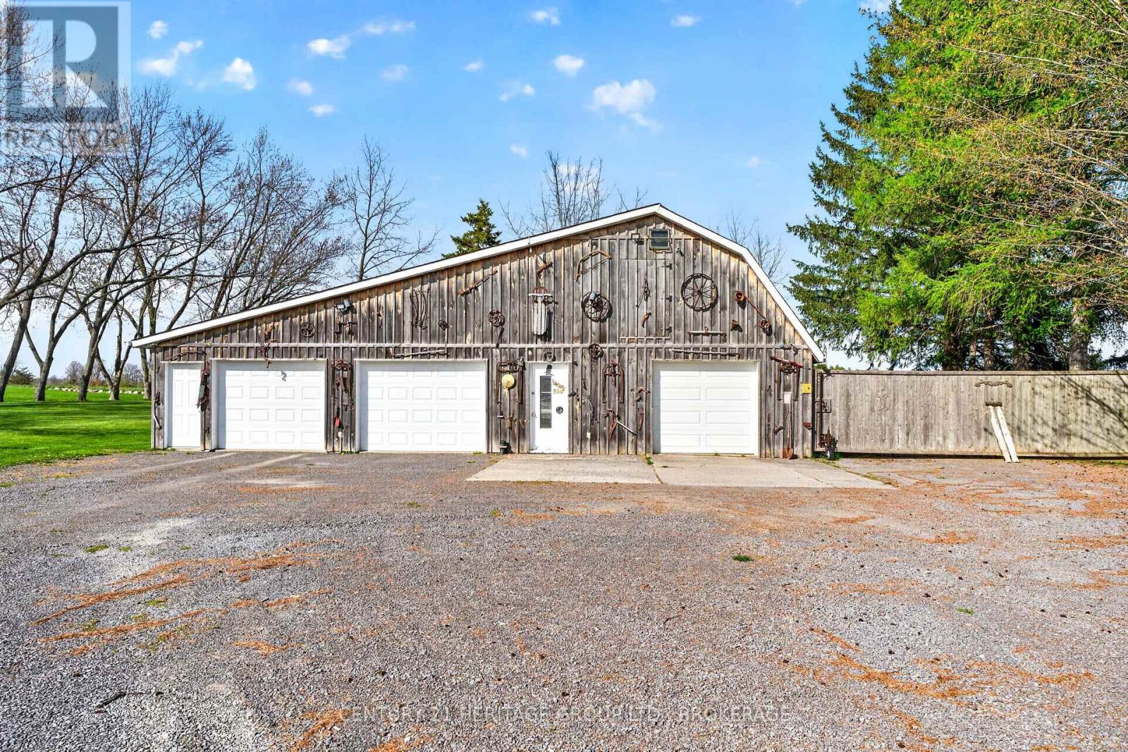 217 WELLINGTON STREET - 46