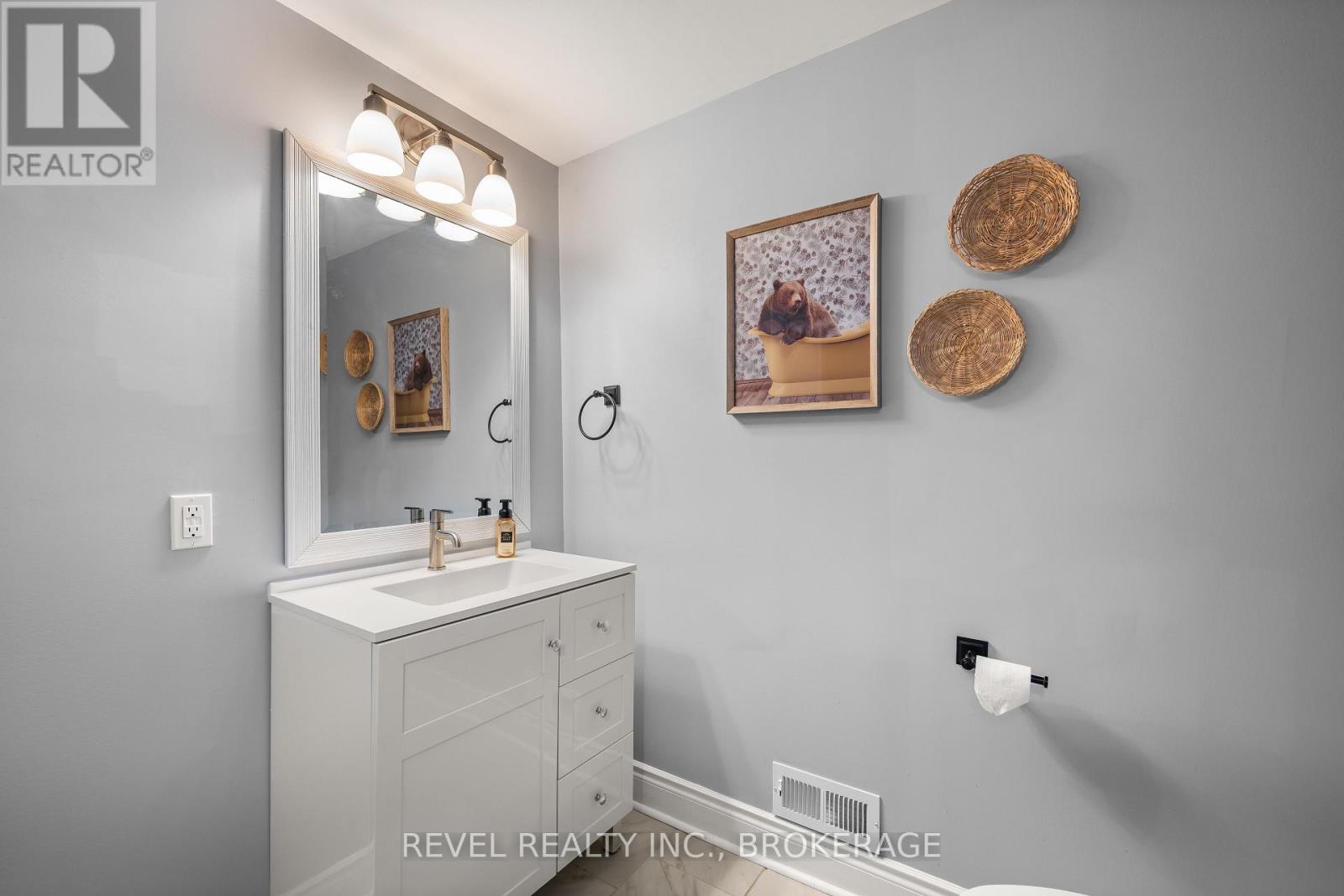 2089 SUNBURY ROAD - 36