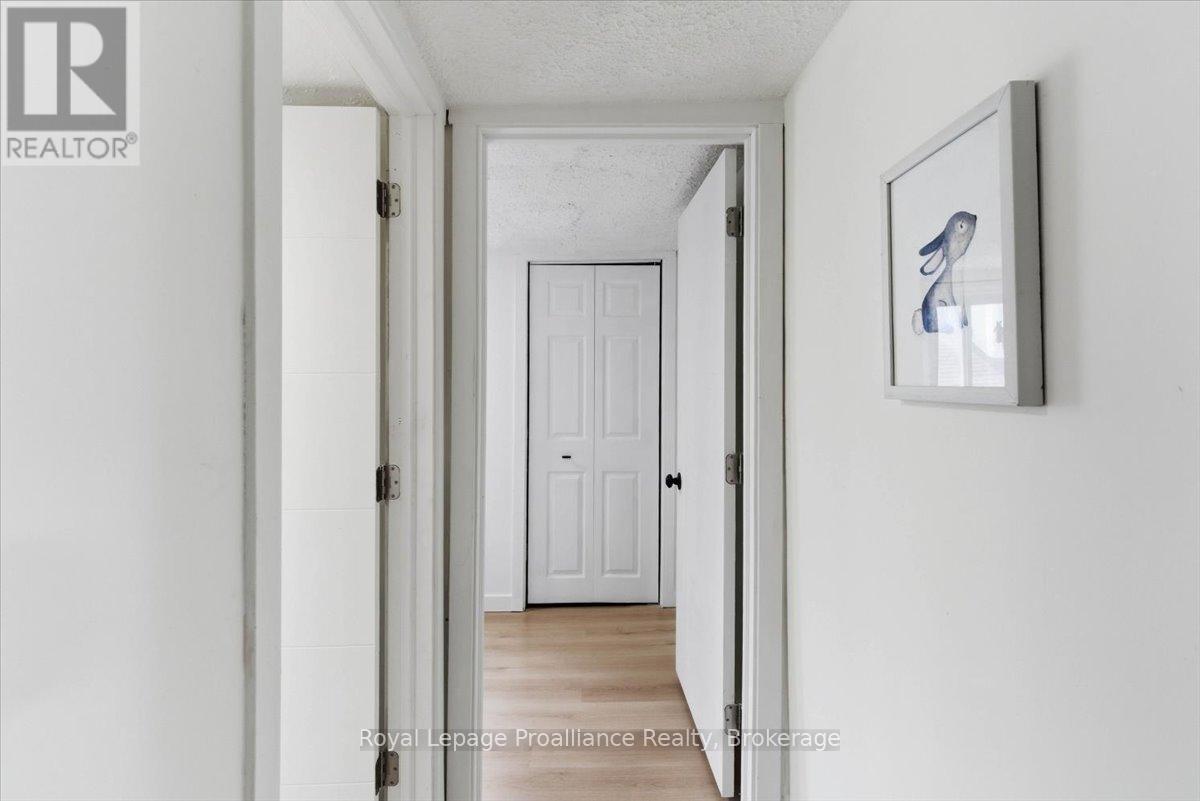 19 BOSWELL STREET - 33