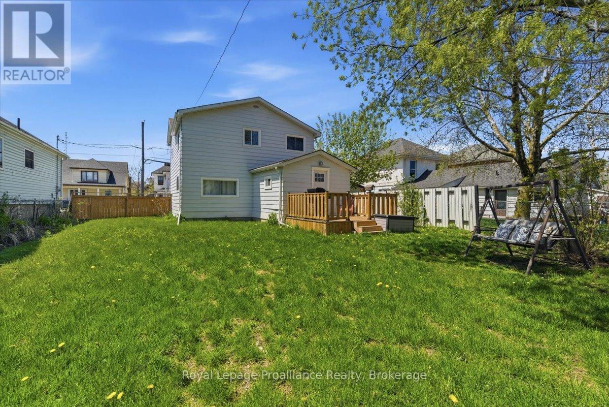 19 BOSWELL STREET - 42