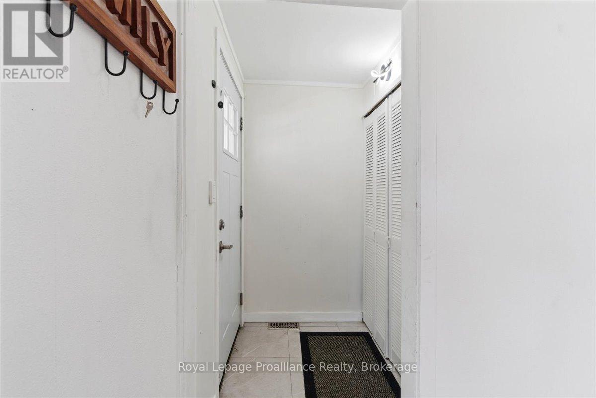 19 BOSWELL STREET - 9