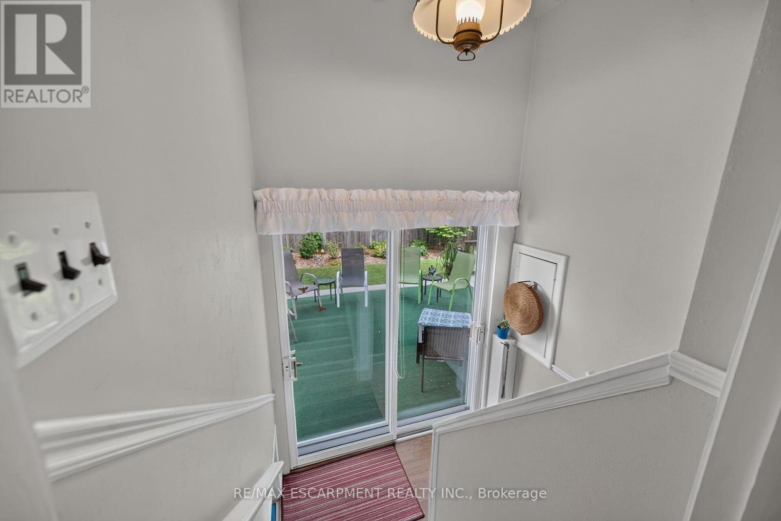 511 FIDDLERS GREEN ROAD - 29