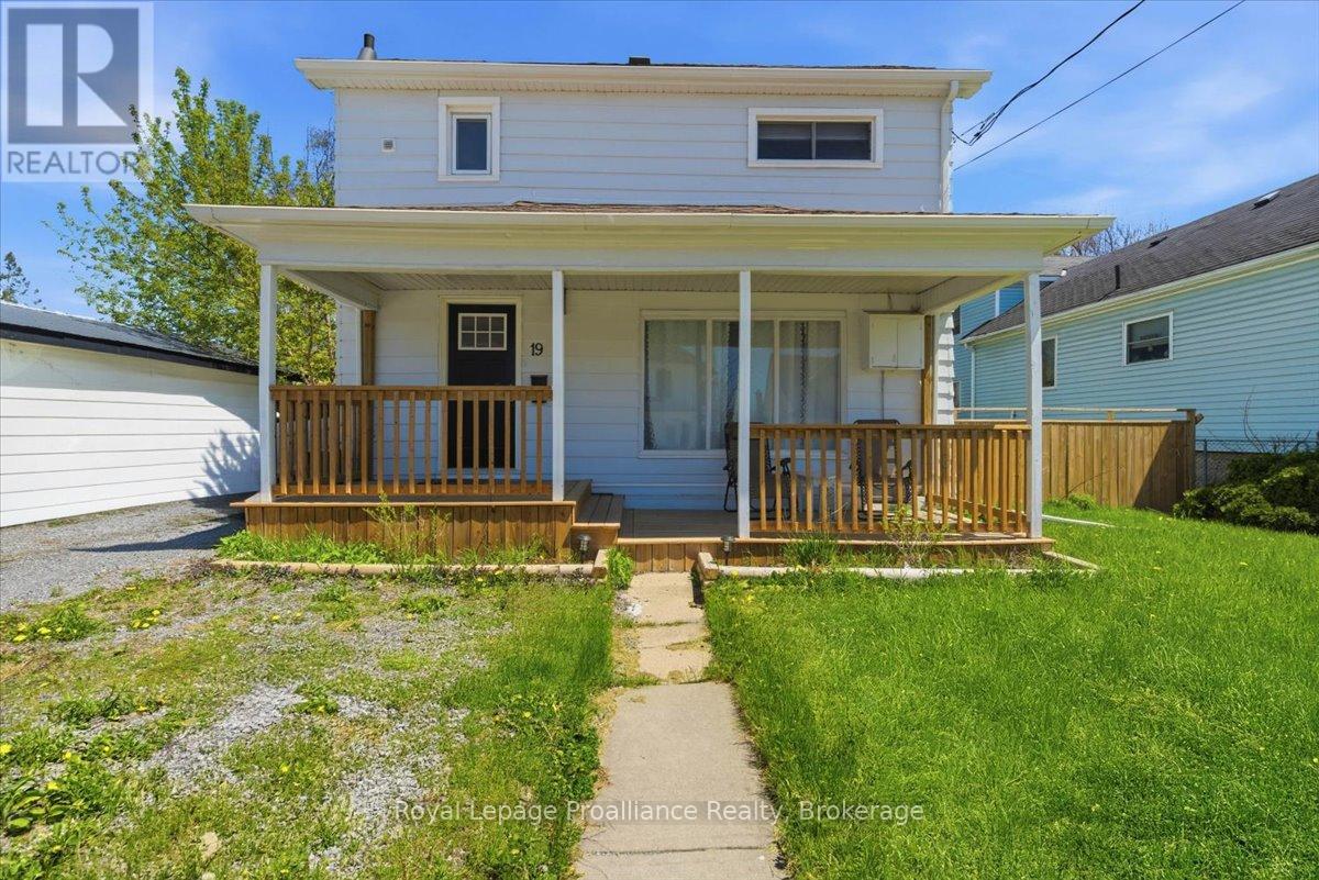 19 BOSWELL STREET - 2