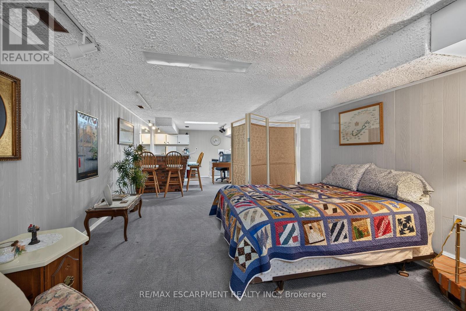 511 FIDDLERS GREEN ROAD - 32