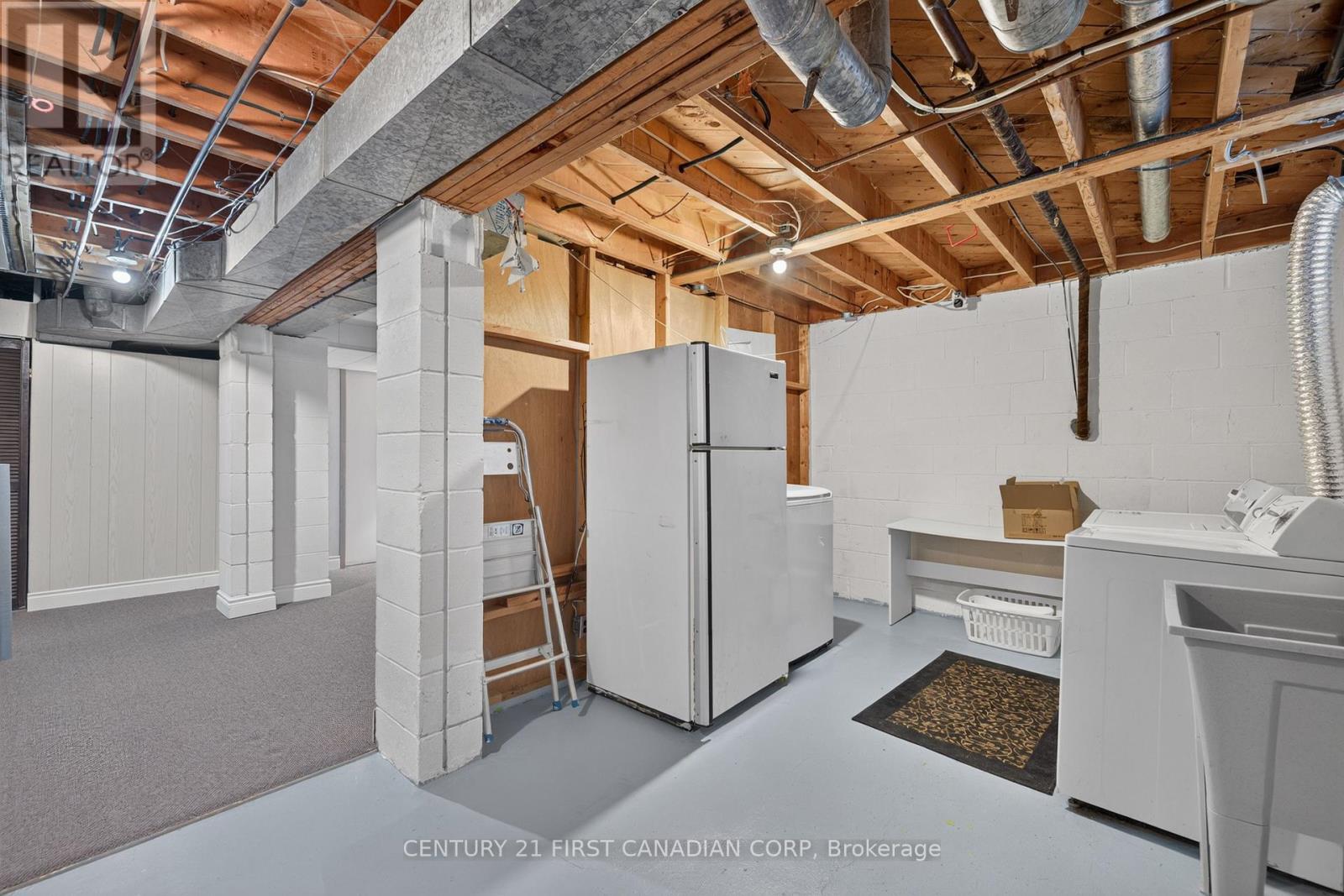 #27 1220 ROYAL YORK ROAD - 32