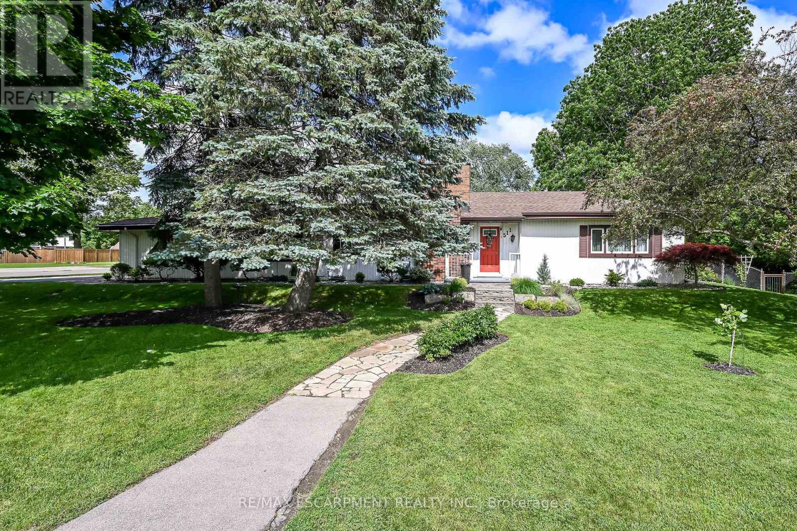 511 FIDDLERS GREEN ROAD - 1