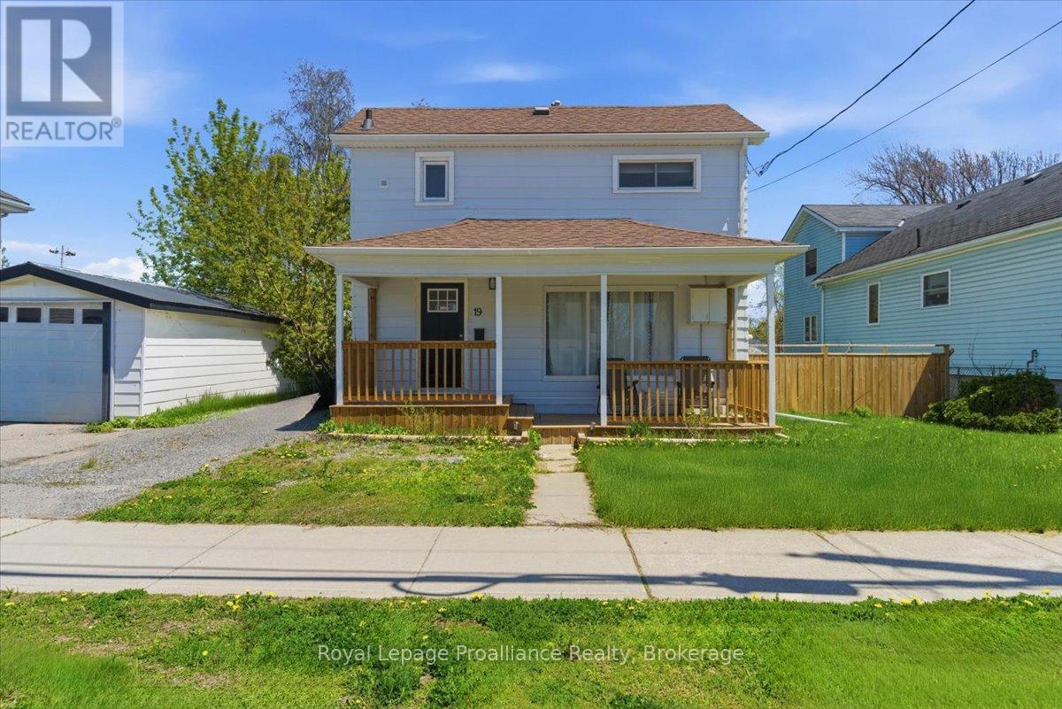 19 BOSWELL STREET - 1