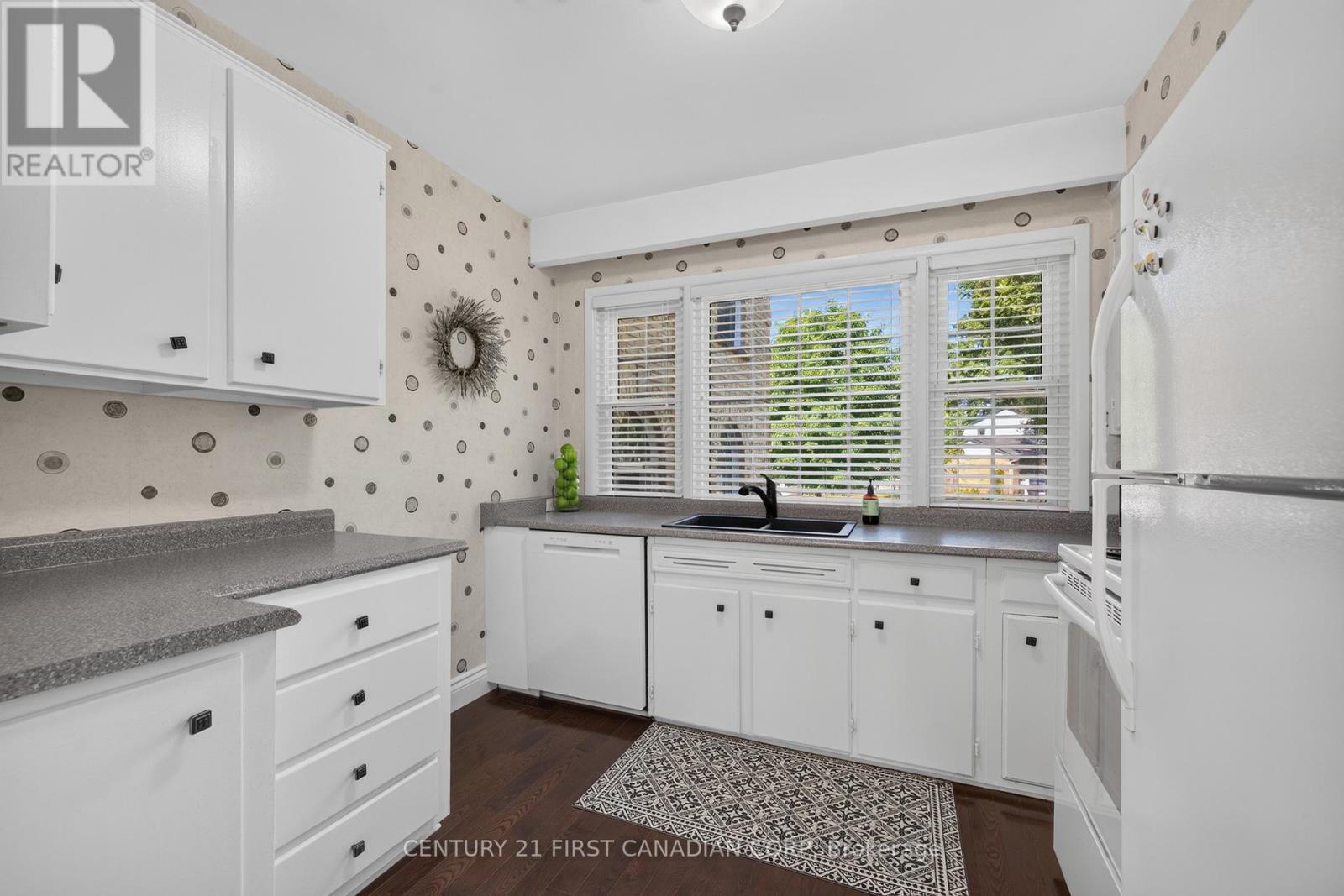 #27 1220 ROYAL YORK ROAD - 9
