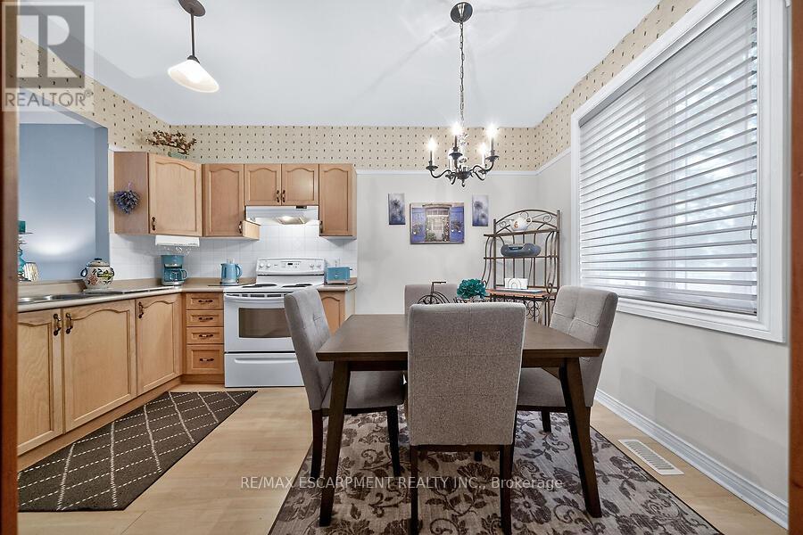 50 CRITZIA DRIVE - 4
