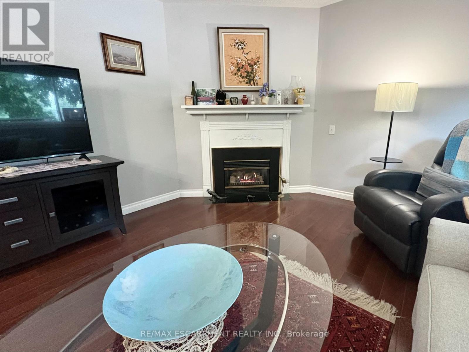 227 SILVERBIRCH BOULEVARD - 17