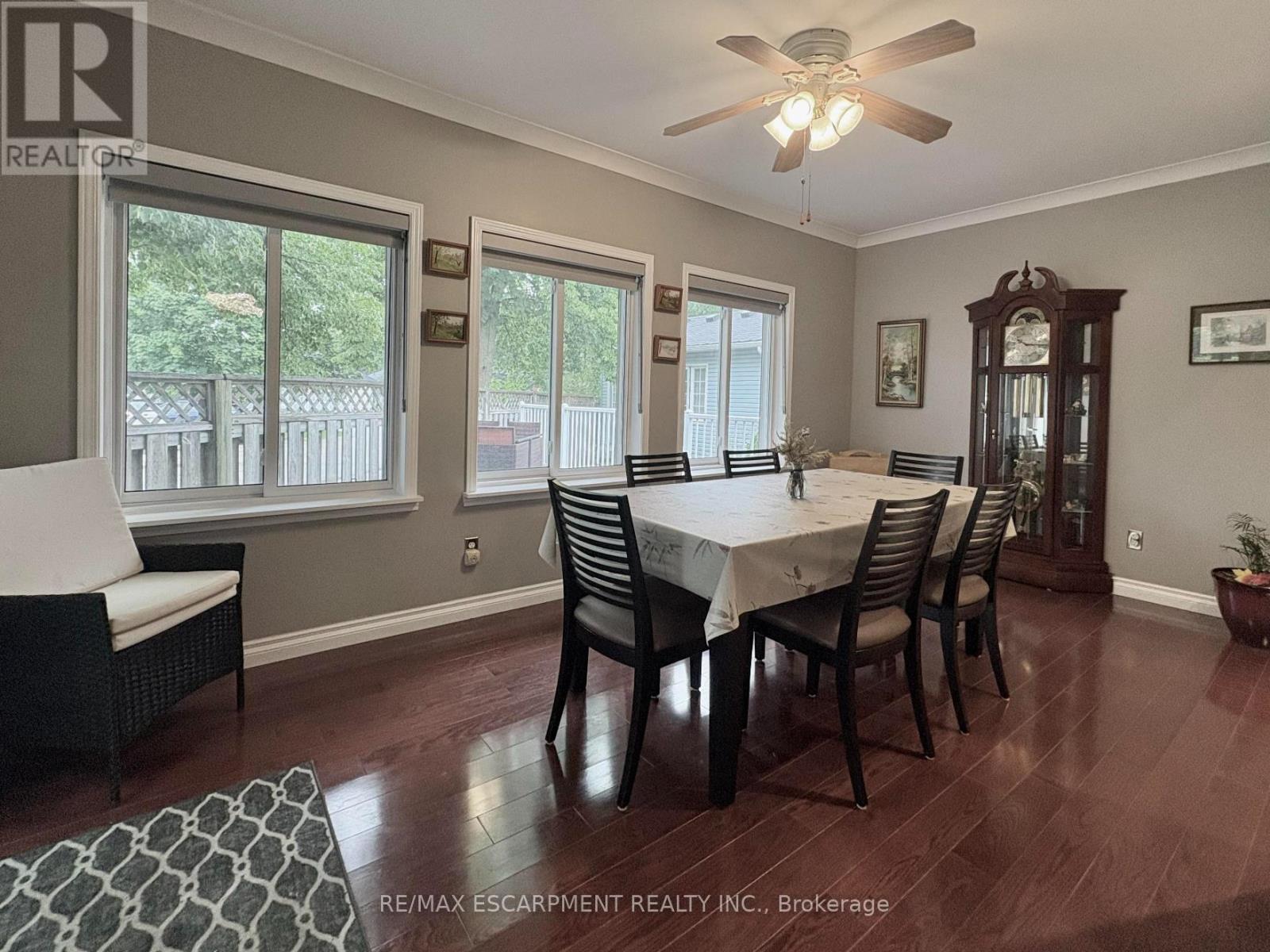 227 SILVERBIRCH BOULEVARD - 19