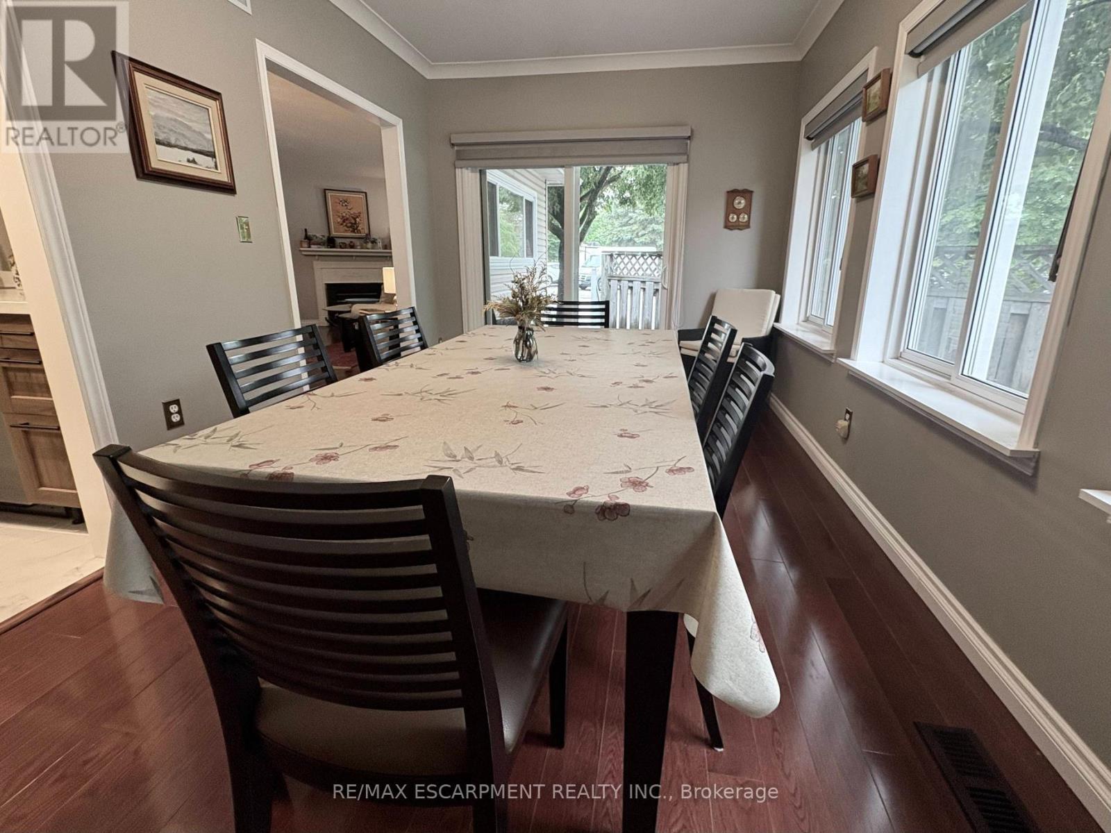 227 SILVERBIRCH BOULEVARD - 21