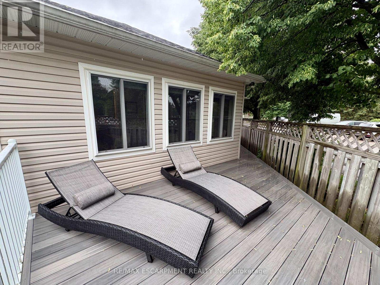 227 SILVERBIRCH BOULEVARD - 30