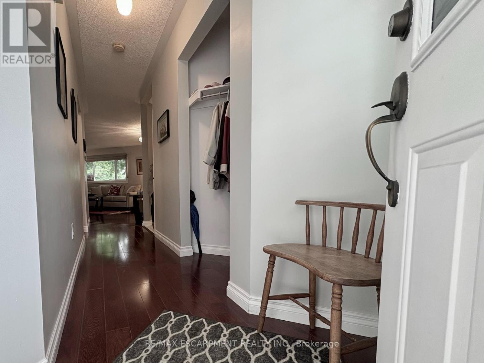 227 SILVERBIRCH BOULEVARD - 6