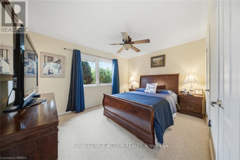 67 DELONG DRIVE - 23