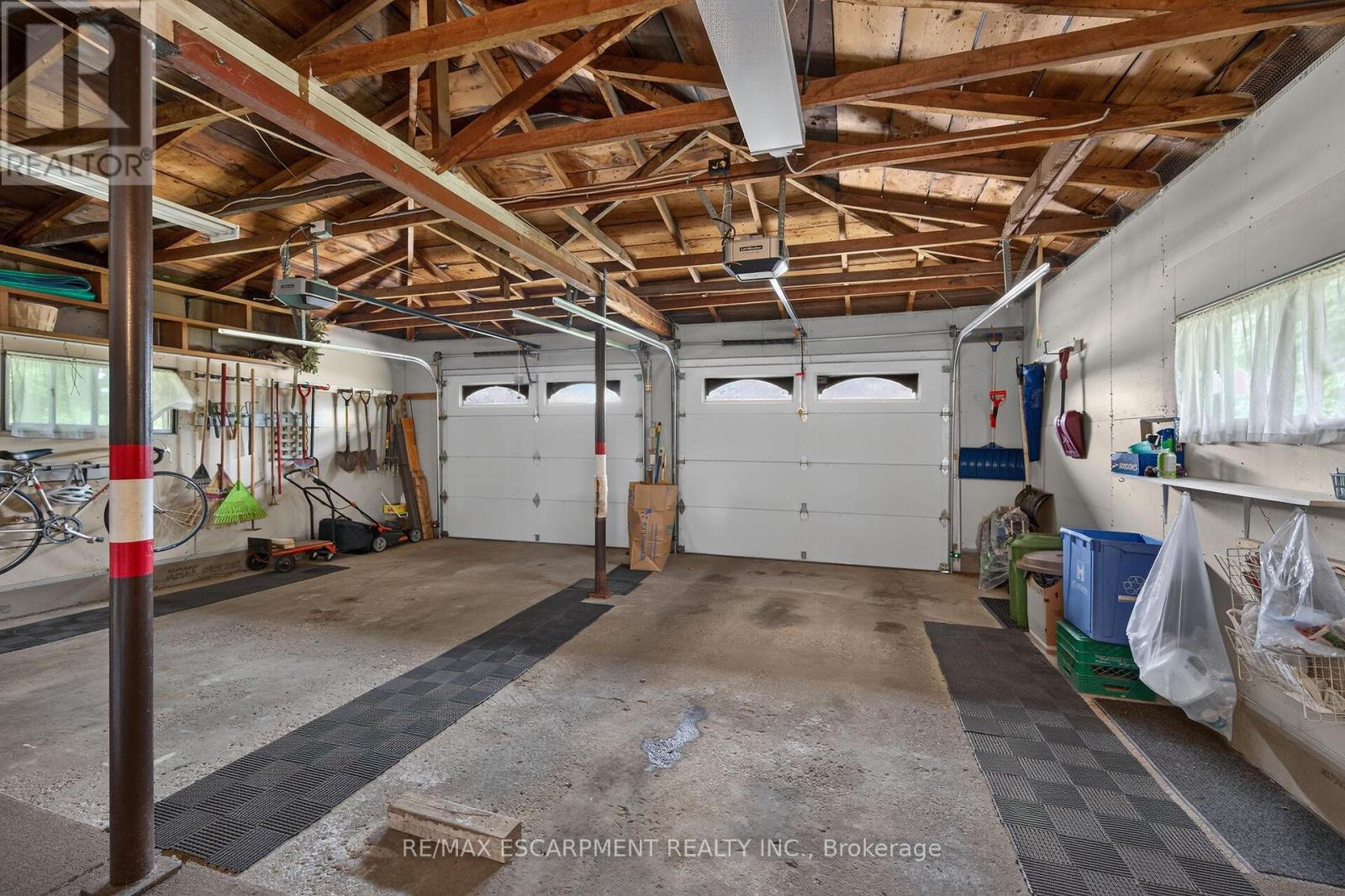 511 FIDDLERS GREEN ROAD - 37