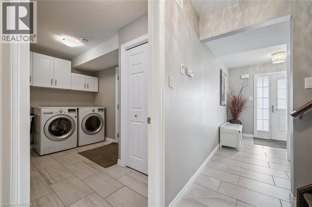 235 SPENCER Drive - 11