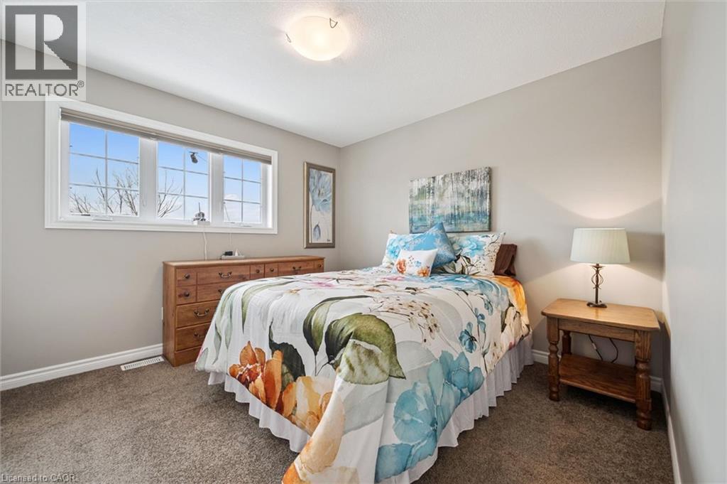 235 SPENCER Drive - 13