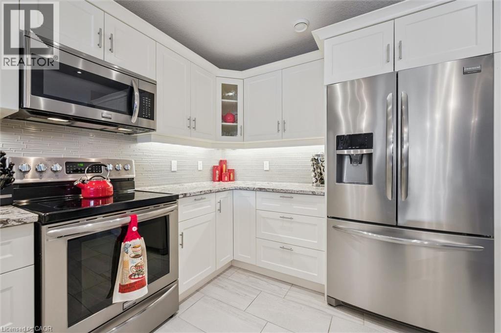 235 SPENCER Drive - 8