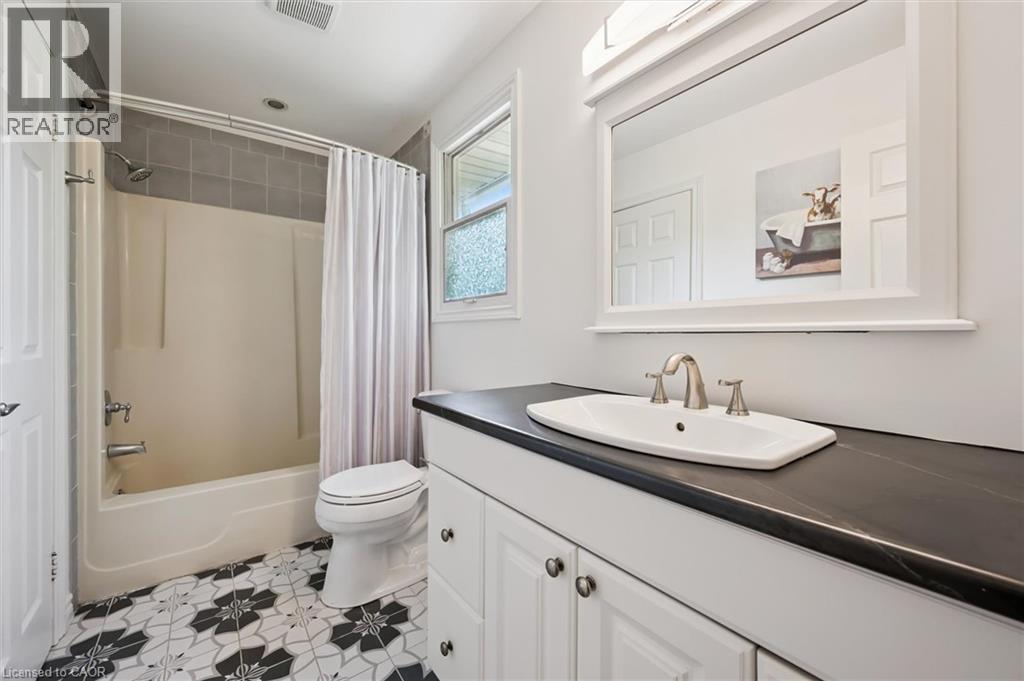 4-bedroom home for sale at 19 ADAMS Avenue, Tillsonburg ON · photo 28 of 44