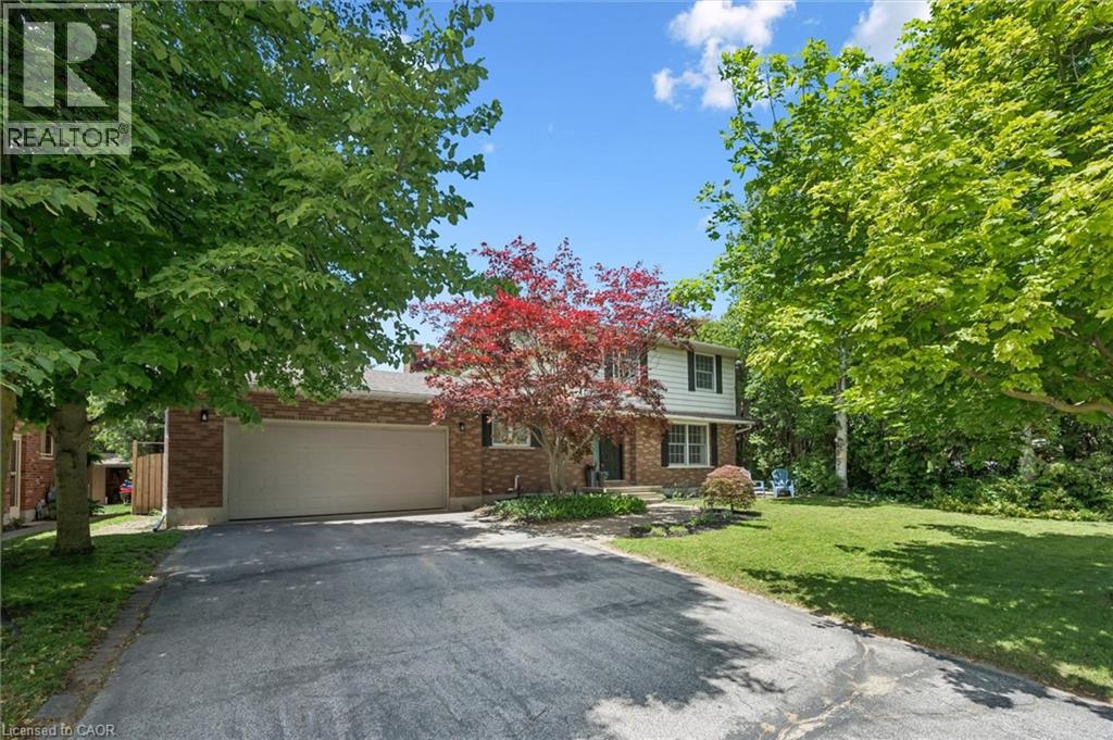 4-bedroom home for sale at 19 ADAMS Avenue, Tillsonburg ON · photo 3 of 44