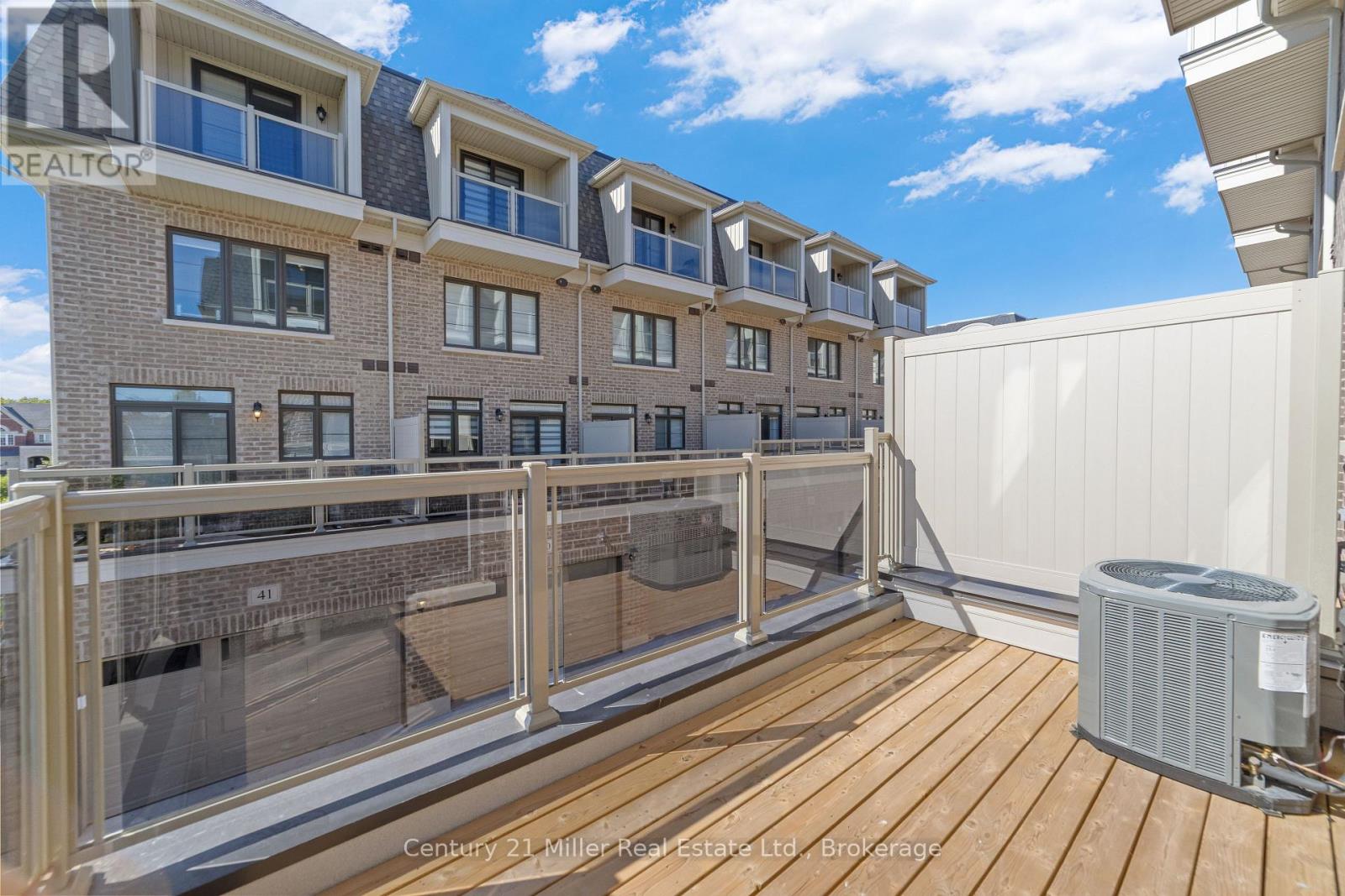 #42 2140 TRAFALGAR ROAD - 11