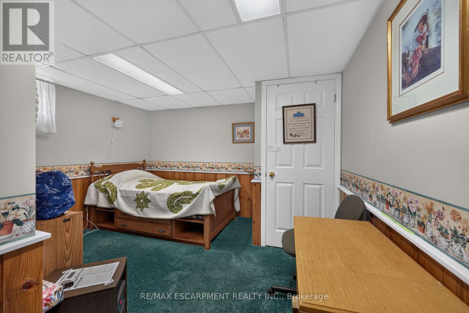 511 FIDDLERS GREEN ROAD - 33